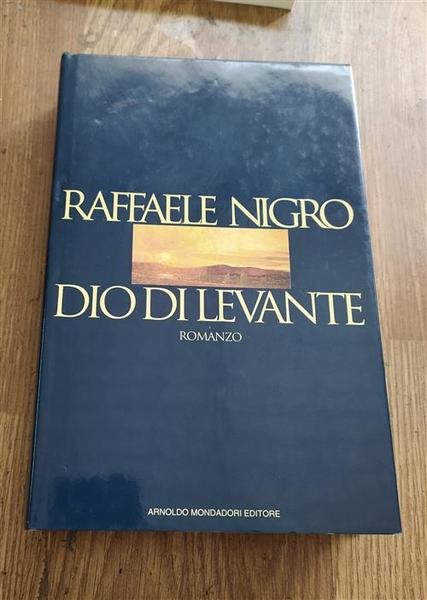 Dio Di Levante Raffaele Nigro Mondadori 1994