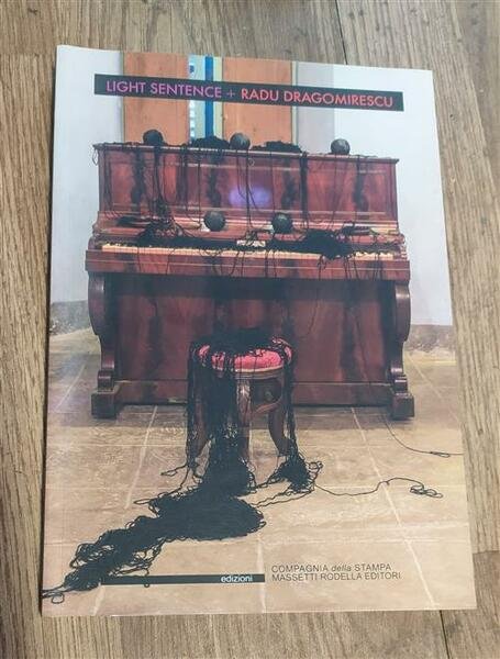 Light Sentence Radu Dragomirescu | Immagine principale
