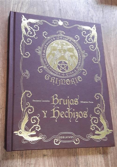 Genealogia De Una Bruja / Genealogy Of A Witch: La …