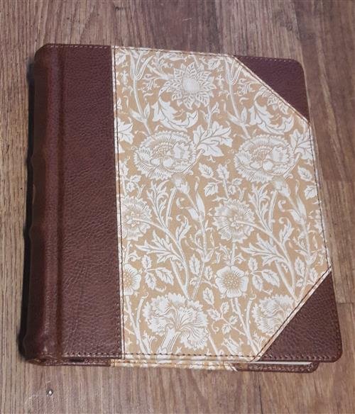 The Holy Bible: English Standard Version, Journaling, Antique Floral Design …