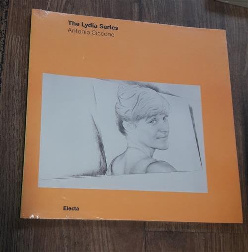 The Lydia Series | Immagine Gallery 2