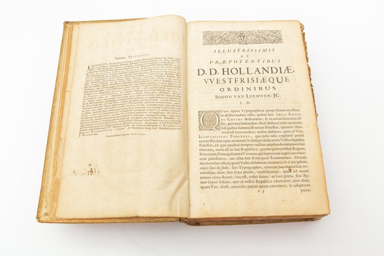 Corpus juris civilis, pandectis ad Florentinum archetypum expressis, institutionibus, codice …