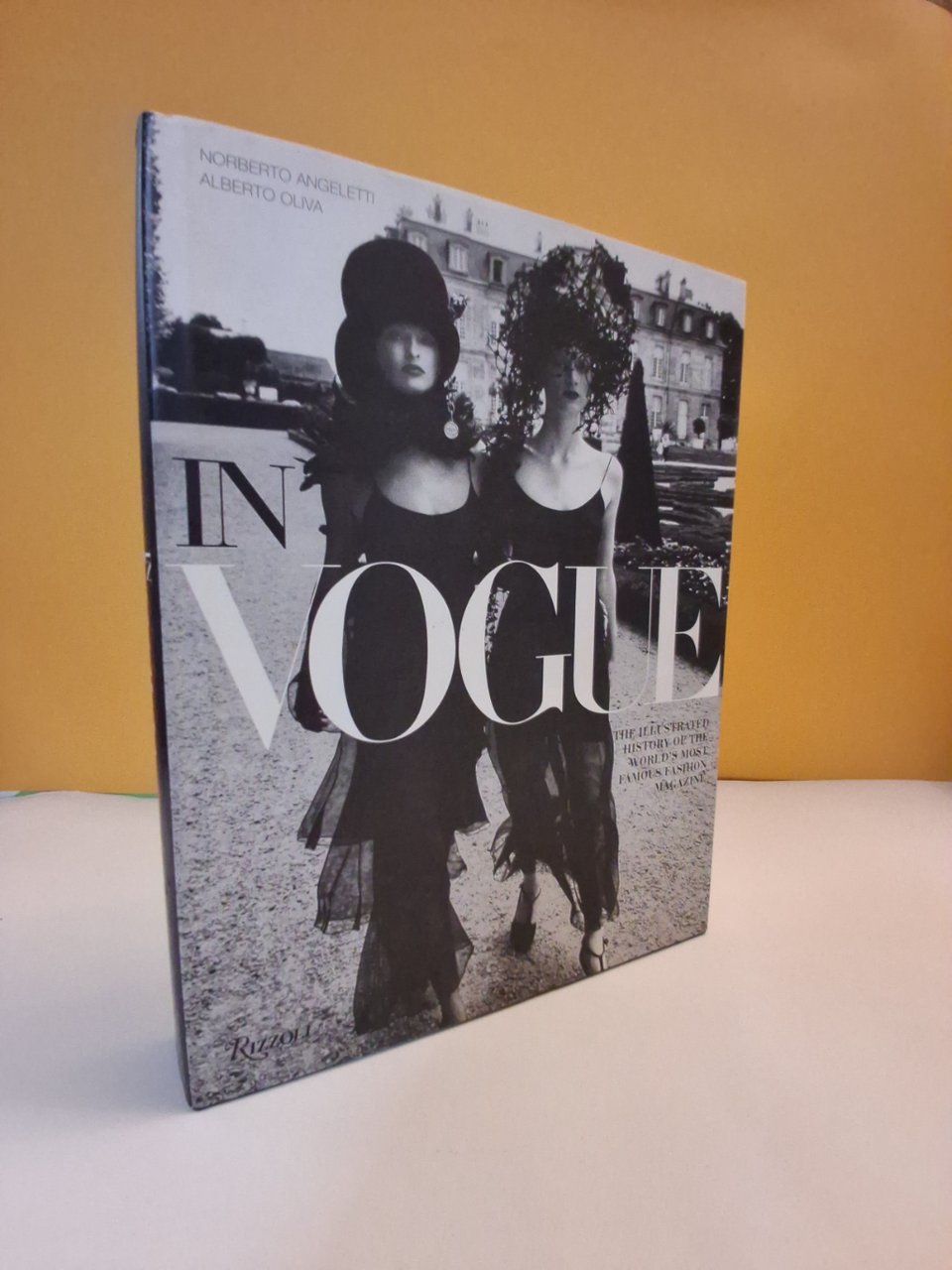 In Vogue | Immagine principale