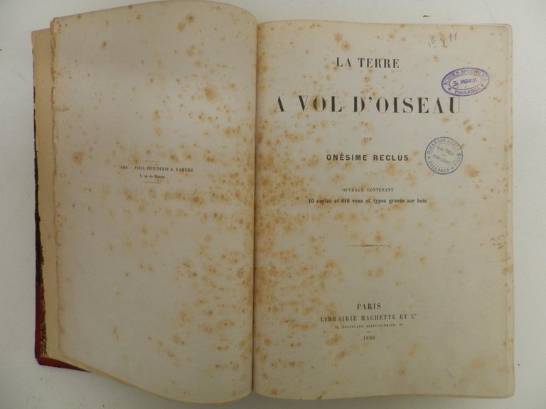 La terre a vol d’oiseau. Ouvrage contenant 10 cartes et …