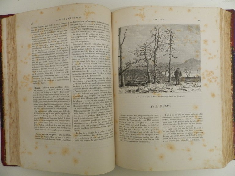 La terre a vol d’oiseau. Ouvrage contenant 10 cartes et …