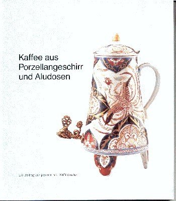 Kaffee aus Porzellangeschirr und Aludosen. Ein Beitrag zur japanischen Kaffeekultur.