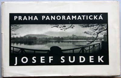 Praha panoramatická.