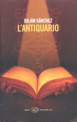 L`antiquario. Traduzione di Vittoria Martinetto e Thais Siciliano.