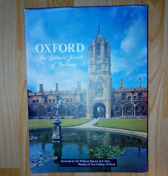 Oxford the golden heart of britain