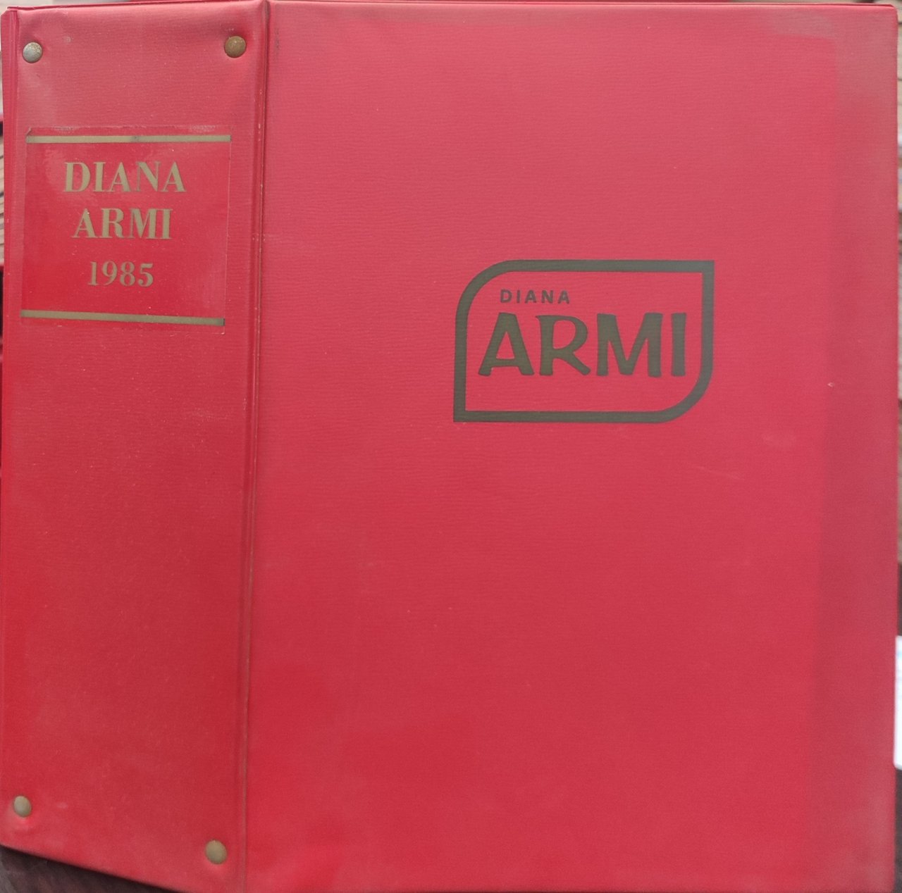 Diana armi 1985 annata completa. | Immagine principale