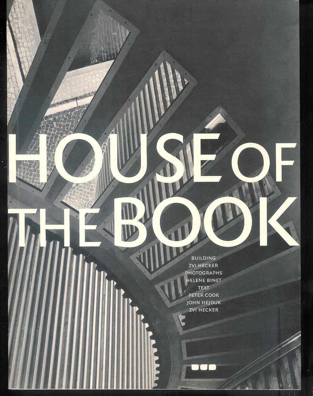 House of the book : building Zvi Hecher
