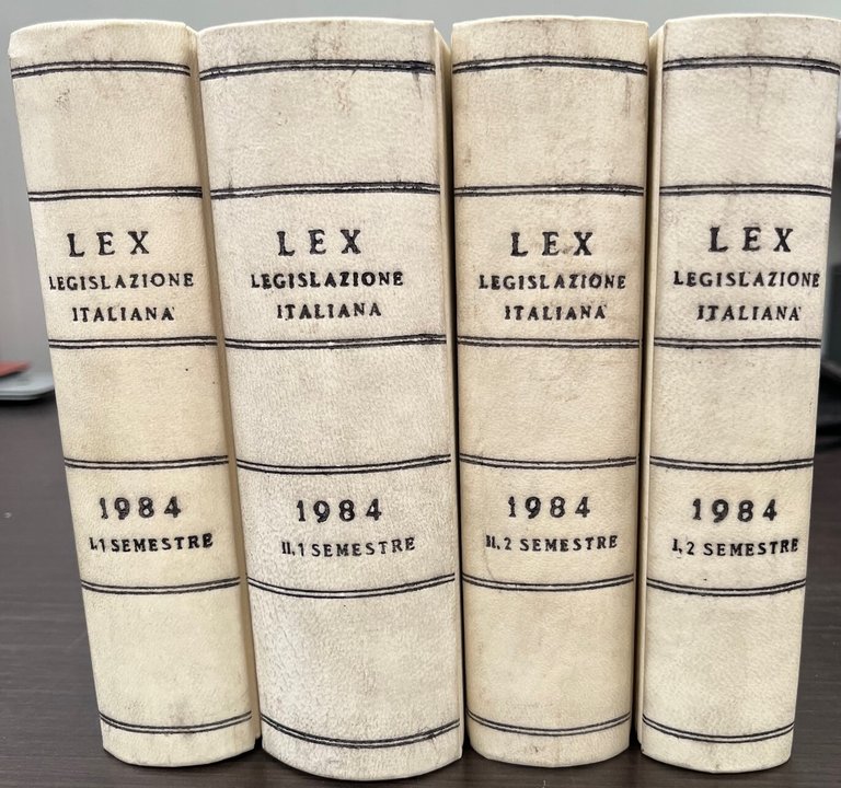 LEX. LEGISLAZIONE ITALIANA. 2 VOLUMI IN 4 TOMI. 1984.