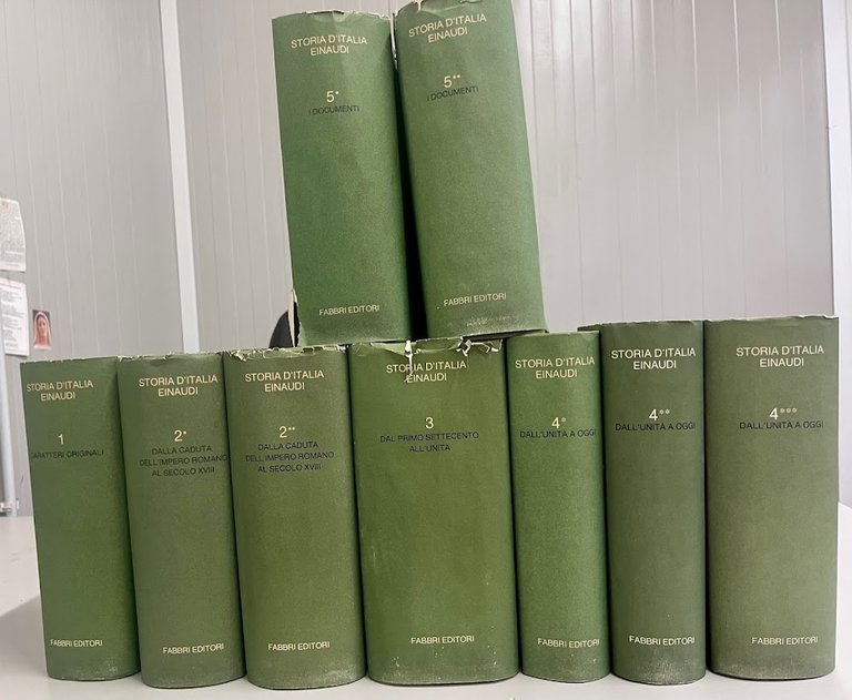 STORIA D'ITALIA EINAUDI. 5 VOLUMI IN 8 TOMI