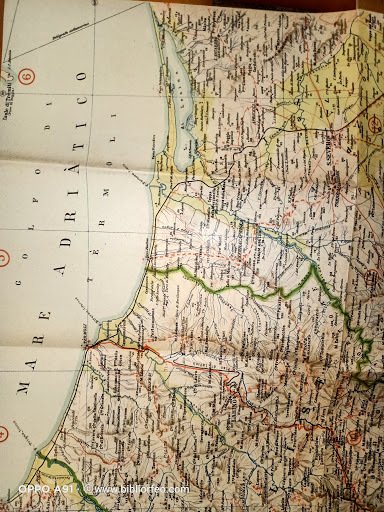 Nuova carta stradale d'Italia, speciale per automobilisti, ciclisti, turisti. Scala …