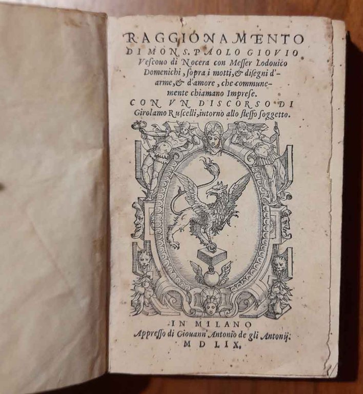 Raggionamento di Mons. Paolo Giovio Vescovo di Nocera con Messer …