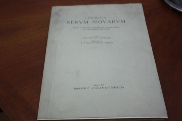 Antonazzi,Giovanni (A Cura Di). L'enciclica Rerum Novarum. Testo Autentico E …