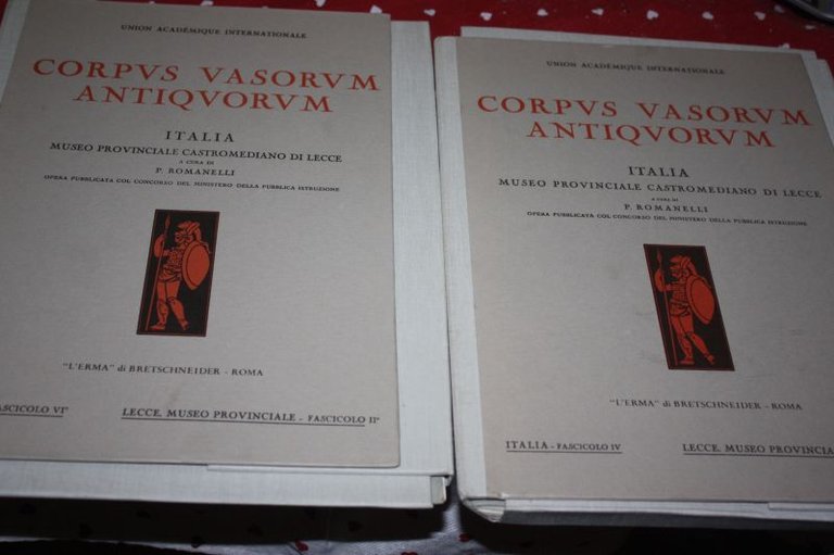Corpus Vasorum Antiquorum. Lecce, Museo provinciale Castromediano. DUE VOLUMI