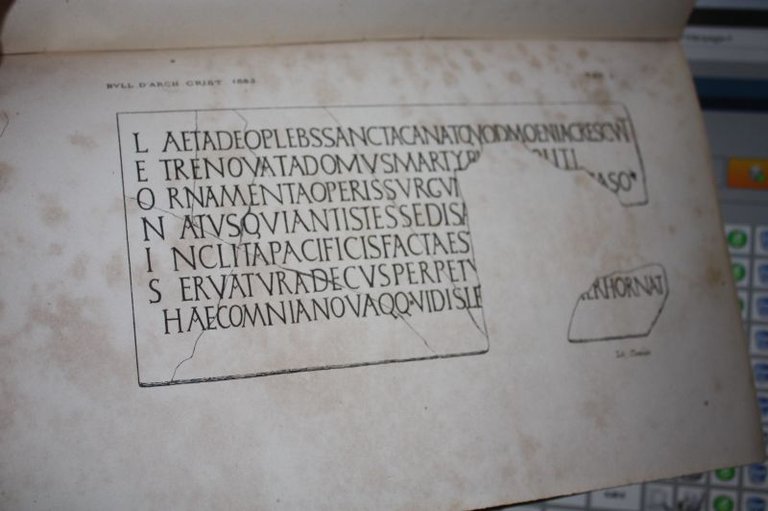 ELOGIO ANONIMO D'UN PAPA NELLA SILLOGE EPIGRAFICA DEL CODICE DI …