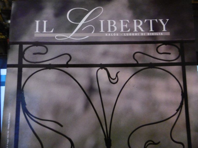 IL LIBERTY KAOLOS LUOGHI DI SICILIA