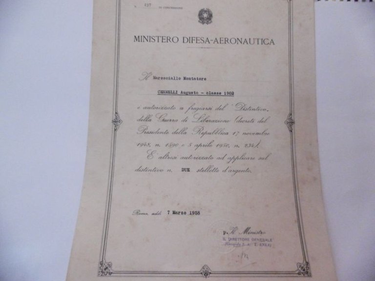 MINISTERO DIFESA AERONUATICA MARESCIALLO MONTATORE E' AUTORIZZATO A FREGIARSI DEL …