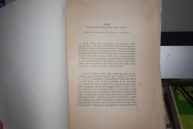 SUL GRANITO DELL'ISOLA DEL GIGLIOBIBLIOGRAFIA SCIENTIFICA RELATIVA A QUEST'ISOLA