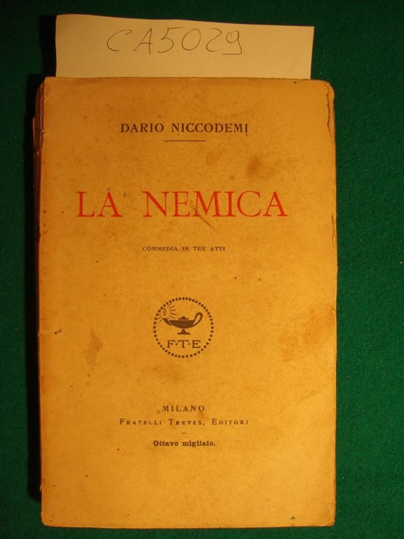 La nemica