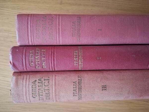 Guida d'Italia del Touring Club Italiano (Italia meridionale Vol. I,II,III) | Immagine principale