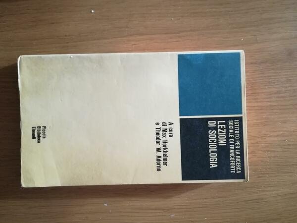 Lezioni di sociologia