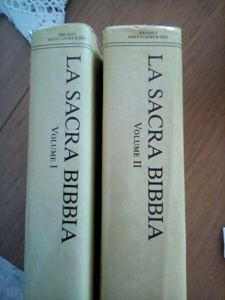 La Sacra Bibbia (due volumi)