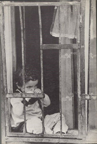 Erode fra noi. La violenza sui minori | Immagine Gallery 2