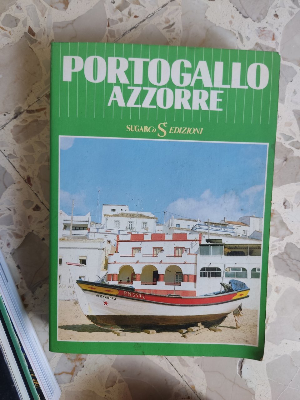 AA.VV | Immagine principale