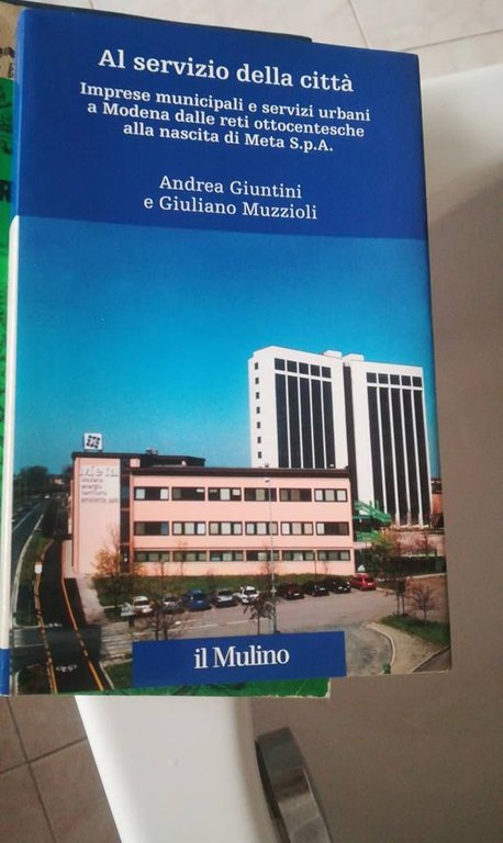Al servizio della città. Imprese municipali e servizi urbani a …