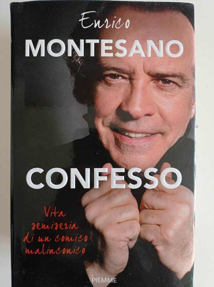 Confesso. Vita semiseria di un comico malinconico