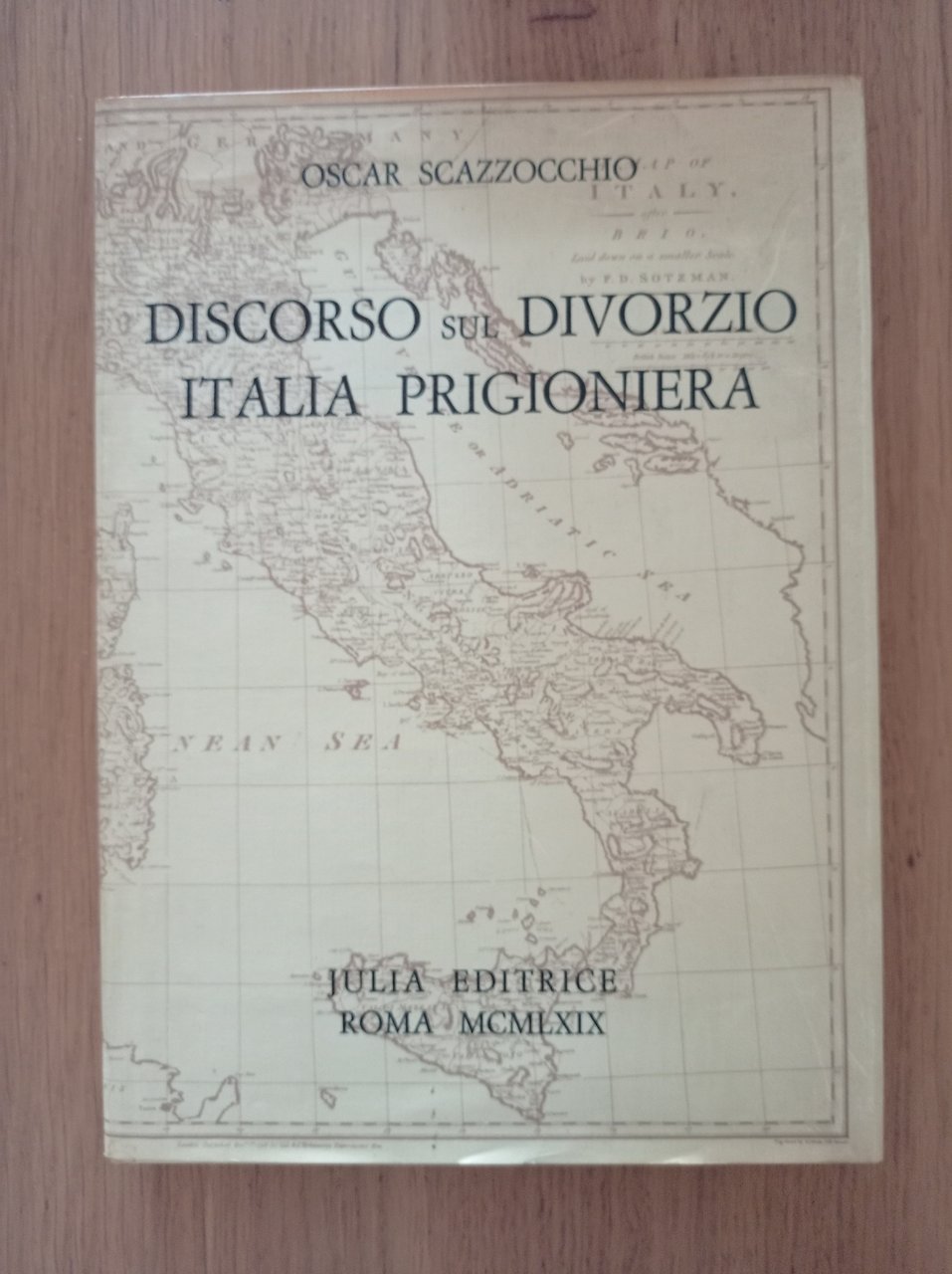 Discorso sul divorzio Italia prigioniera