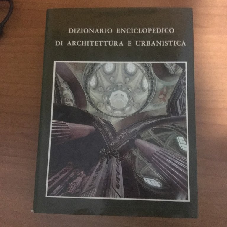 Dizionario enciclopedico di architettura e urbanistica. Volume 4