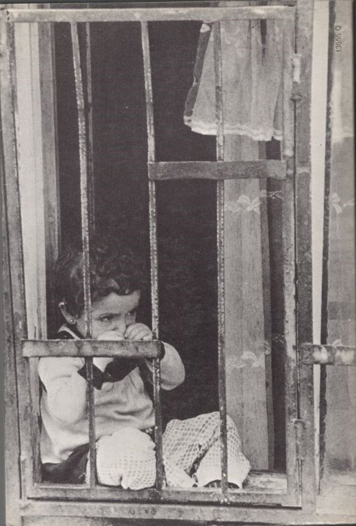 Erode fra noi. La violenza sui minori | Immagine Gallery 4