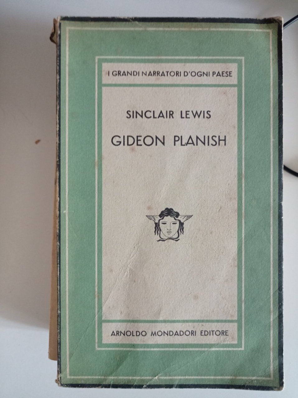 Gideon Planish | Immagine principale