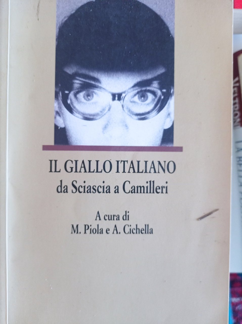 Il giallo italiano. Diciotto racconti polizieschi