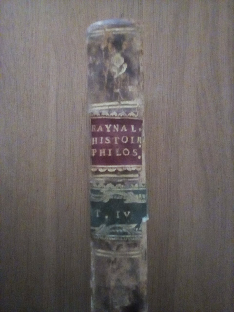 L' histoire philosophique et politique des etablissemens et du commerce … | Immagine principale