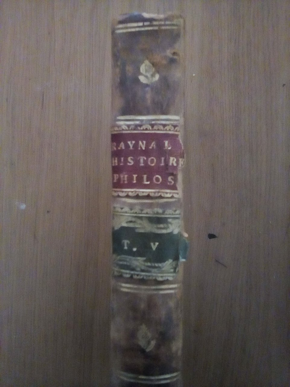 L' histoire philosophique et politique des etablissemens et du commerce … | Immagine principale