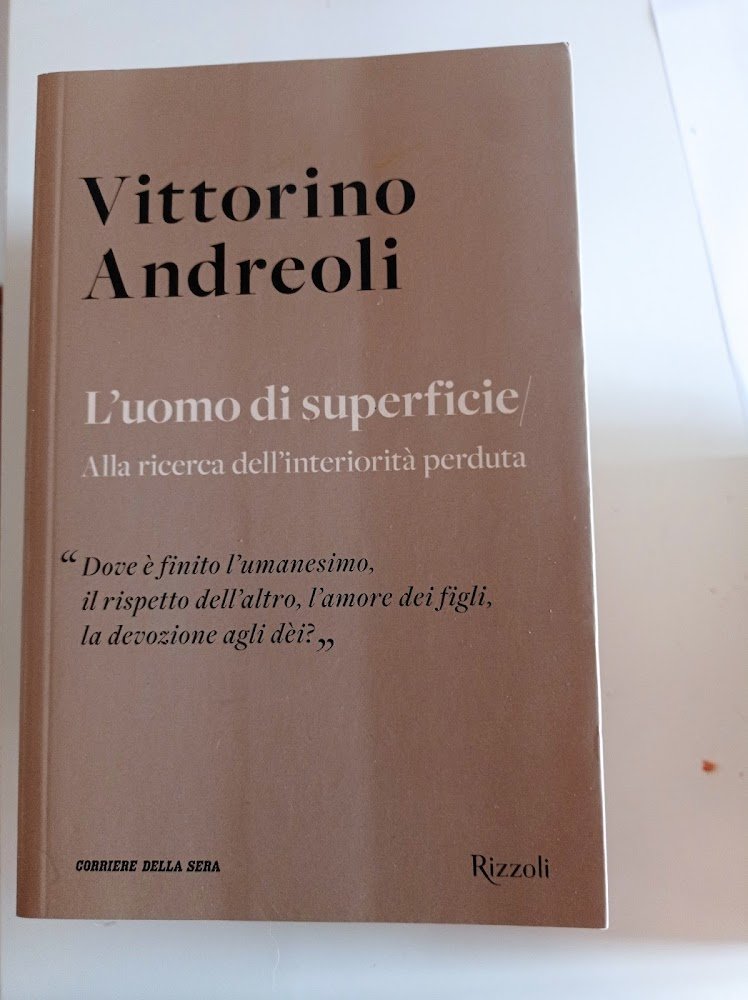 L'uomo di superficie | Immagine principale