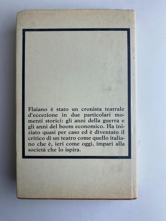 Lo spettatore addormentato; cronache teatrali