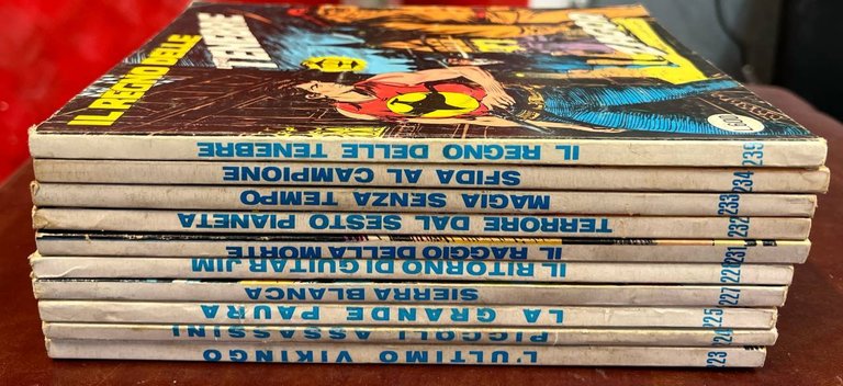 Lotto 10 fumetti Zagor (n^ 223-224-225-227-228-231-232-233-234-239).