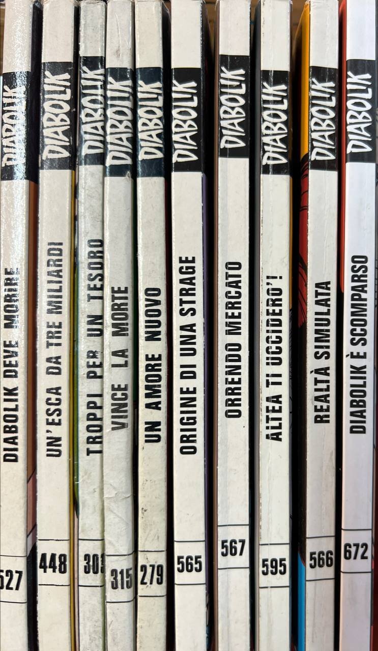 Lotto 10 numeri Diabolik (n^ 527-448-309-315-279-565-567-595-566-672).