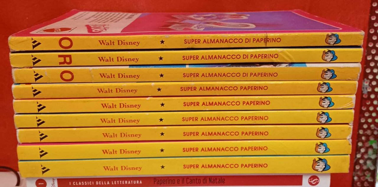 Lotto n. 9 fumetti "Super Almanacco Paperino". Numeri in descrizione.