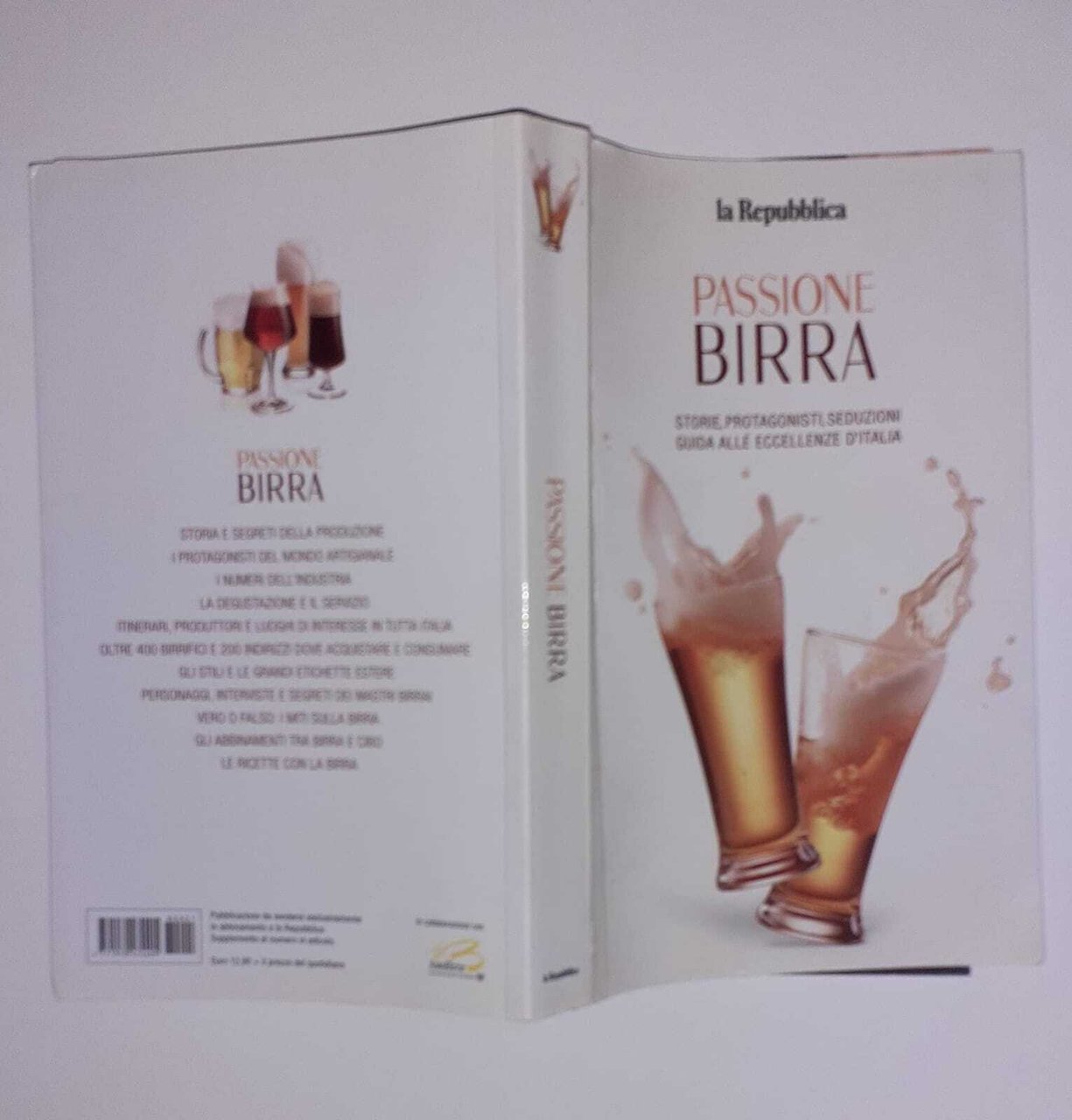 Passione birra. Storie, protagonisti, seduzioni. Guida alle eccellenze d'Italia | Immagine principale