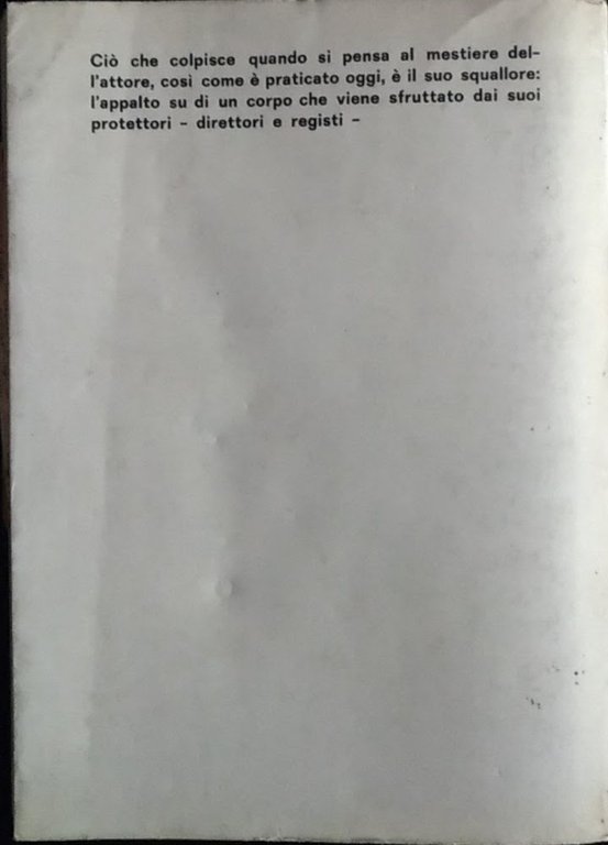 Per un teatro povero