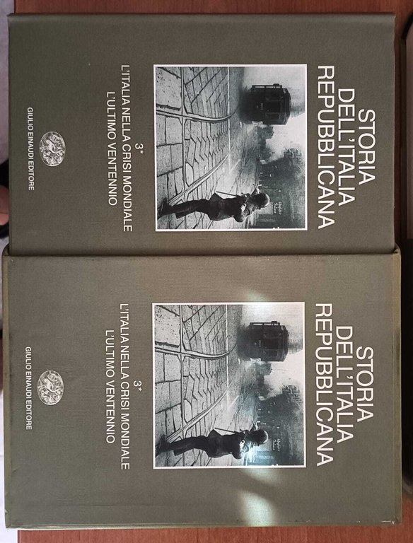 Storia dell'Italia repubblicana L'Italia nella crisi mondiale L'ultimo ventennio Vol. …