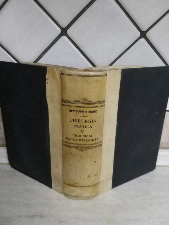 Trattato di Chirurgia Pratica . Volume V
