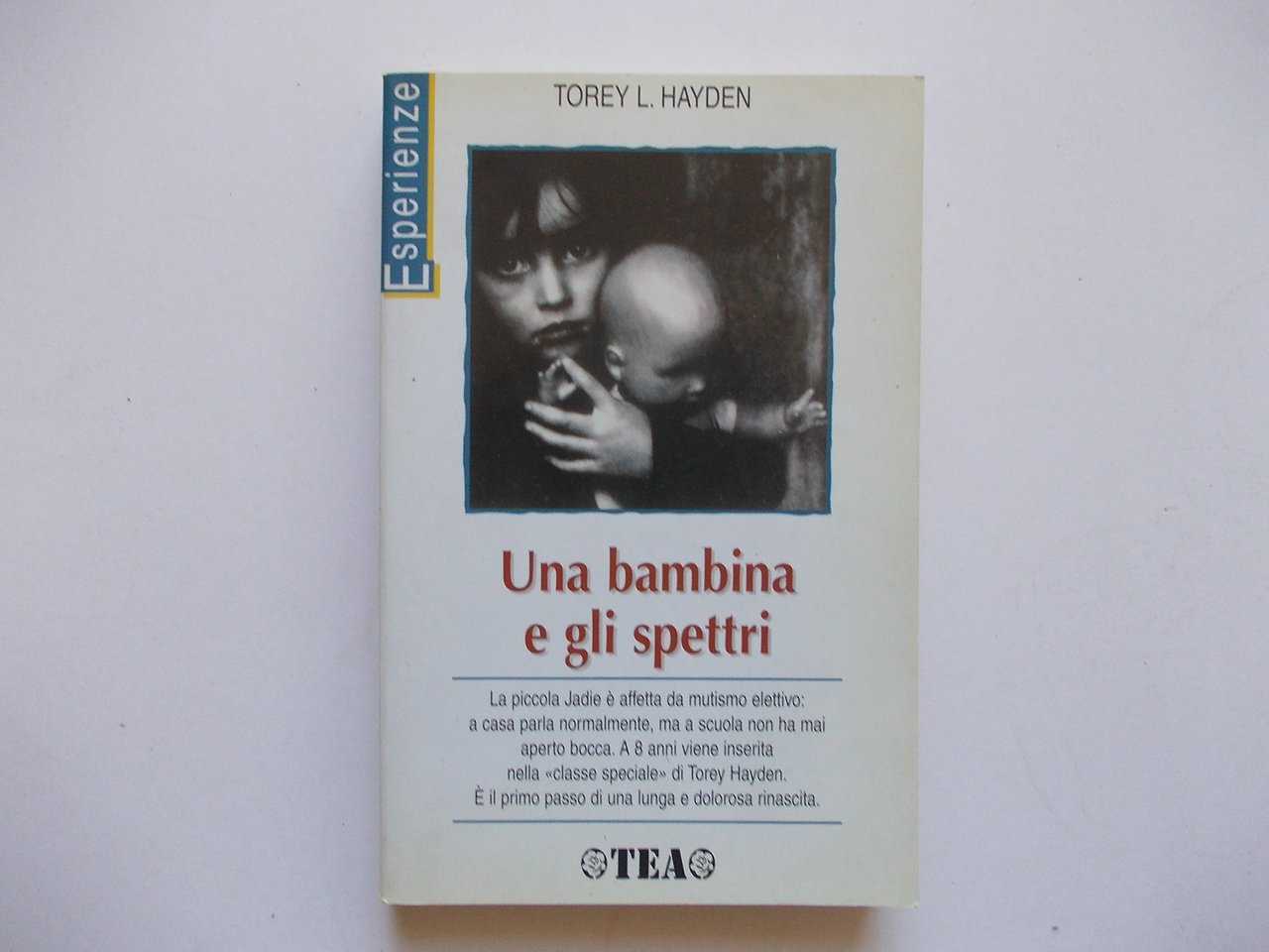 Una bambina e gli spettri